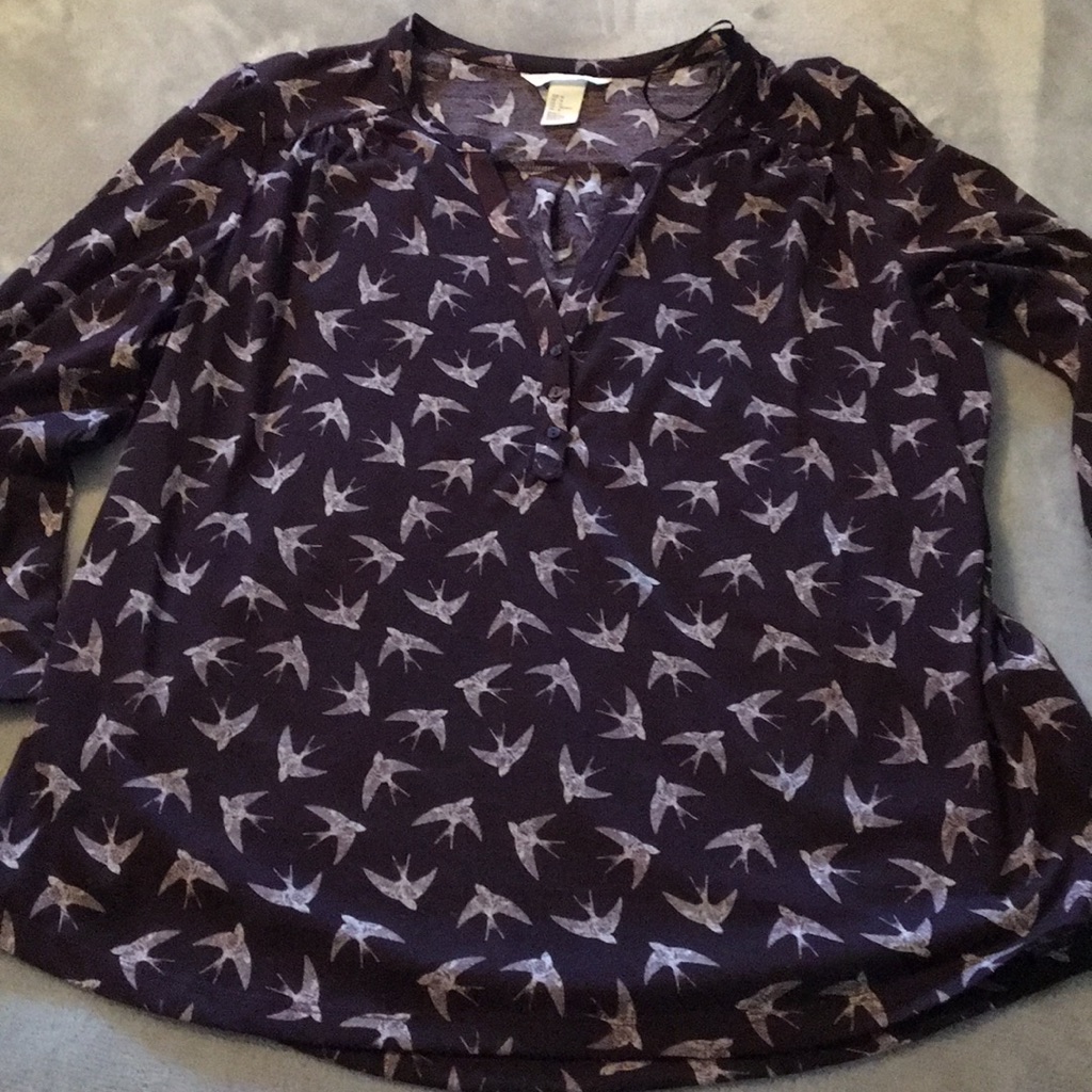 Medium Bird Patterned Top